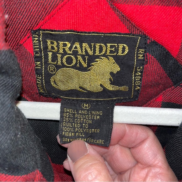 Vintage Branded Lion Black & Red Plaid Quilted Zip Front Vest Gilet Men’s Medium - Picture 4 of 5